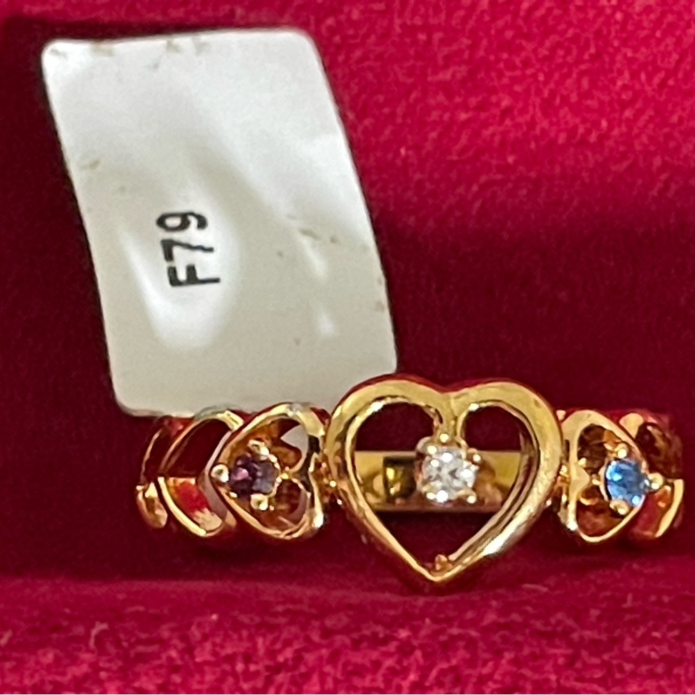 Gold Tone seventh Heart CZ Ring Purple Blue Clear Stone Size 6.75 - Picture 16 of 16